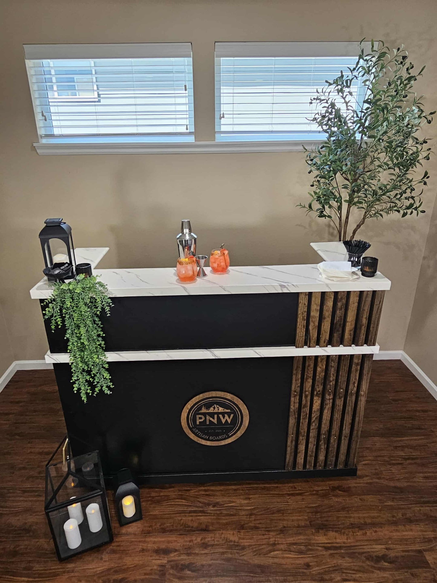 DRY-HIRE SERVICE & BAR RENTAL