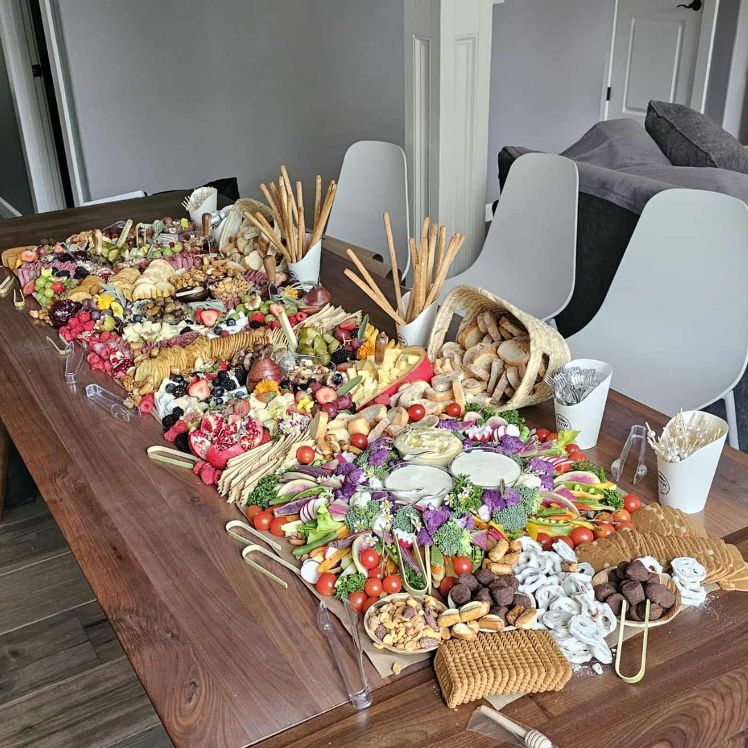 CUSTOM GRAZING TABLES