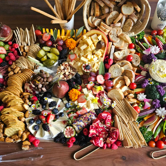 CUSTOM GRAZING TABLES