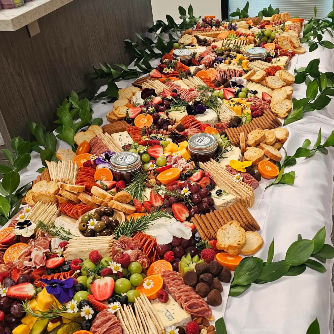 CHARCUTERIE GRAZING TABLES - LARGE